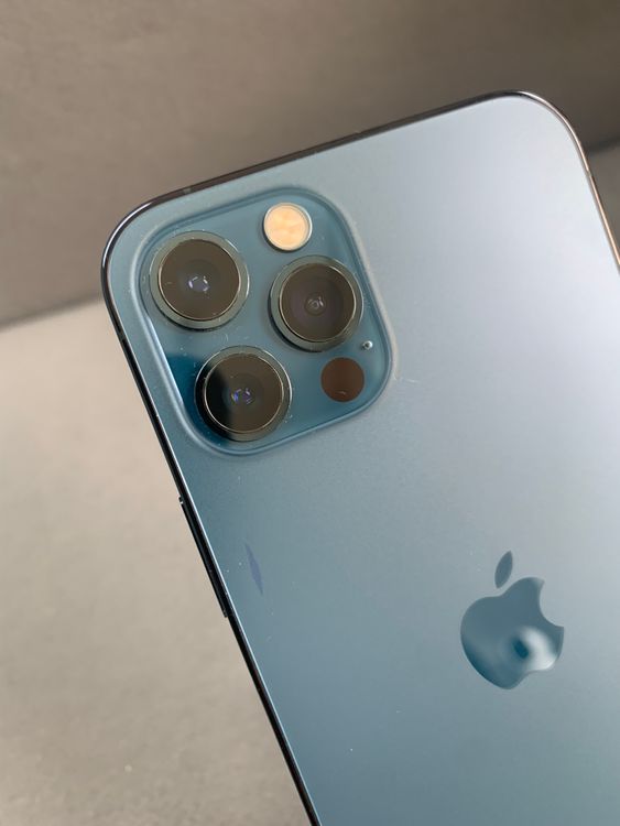 ������� Apple���ȥ��� SIM�ե꡼ iPhone12 Pro 256GB