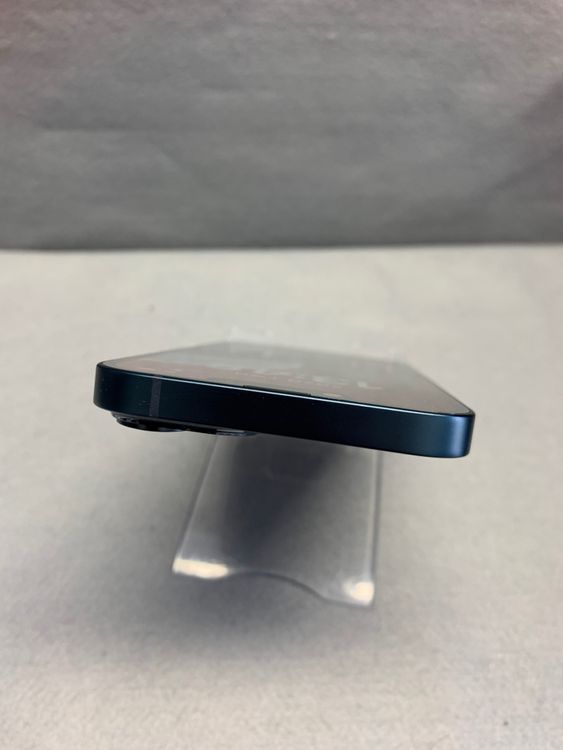 ���ʡ������ǡ�SIM�ե꡼��iPhone14 128GB �ߥåɥʥ��ȿ�