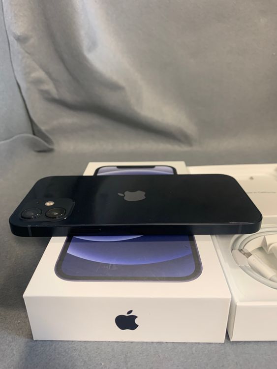 Ķ���ʡ������ǡ�SIM�ե꡼��iPhone12 256GB �֥�å���