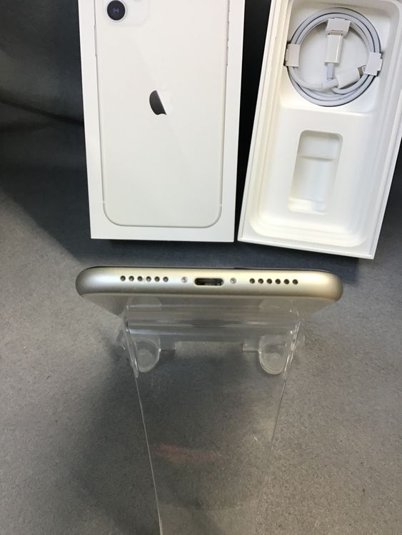 ���ʡ������� SIM�ե꡼ iPhone1��64GB �ۥ磻�ȿ�