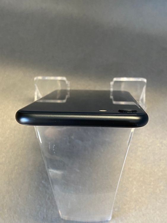 Ķ���ʡ������ǡ�SIM�ե꡼��iPhoneSE ��3���塡256GB �ߥåɥʥ��ȿ�