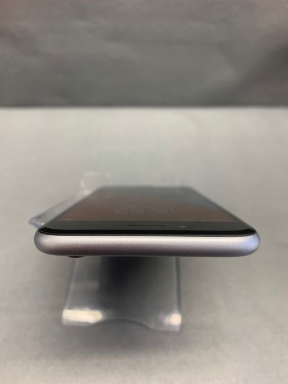 ���ʡ������ǡ�SIM�ե꡼��iPhone��s�� 32GB ���ڡ������쥤��