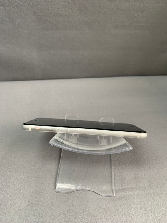 Ķ���� Apple���ȥ��� SIM�ե꡼ iPhoneSE ��2���� 128GB �ۥ磻�ȿ�