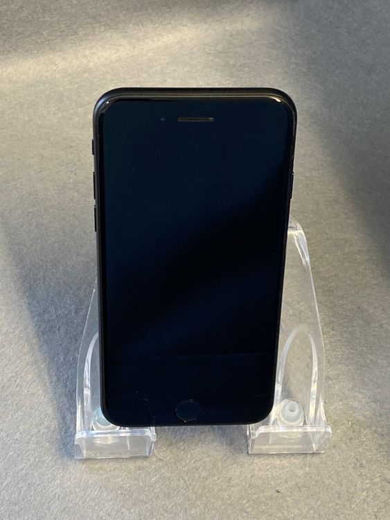 ���� ������ SIM�ե꡼ iPhoneSE ��2���� 64GB �֥�å���