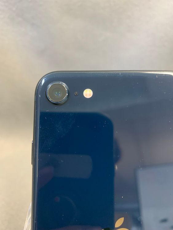 ���ʡ������ǡ�SIM�ե꡼��iPhoneSE ��3���塡 64GB �ߥåɥʥ��ȿ�