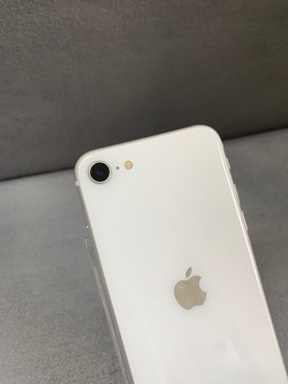 ���� ������ SIM�ե꡼ iPhoneSE �裲���� 128GB �ۥ磻�ȿ�