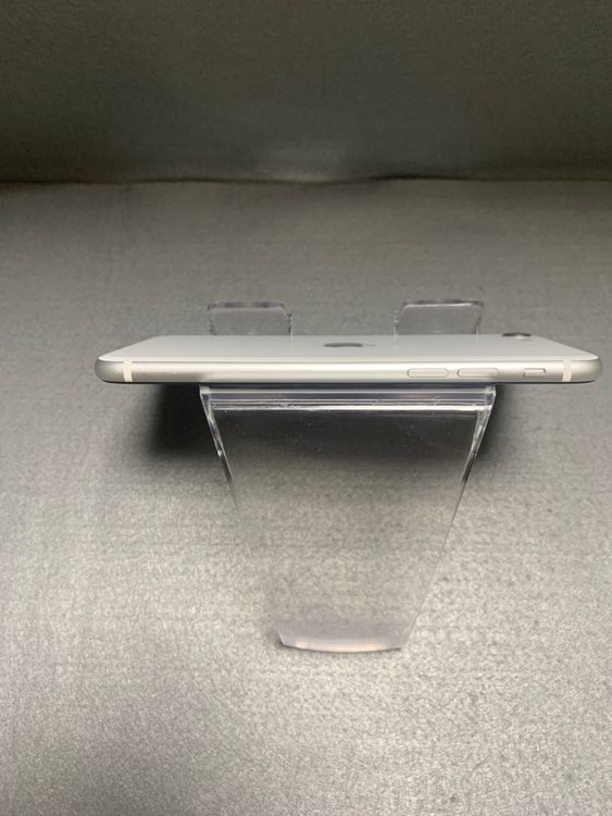 ���� ������ SIM�ե꡼ iPhoneSE ��2���� 64GB �ۥ磻�ȿ�