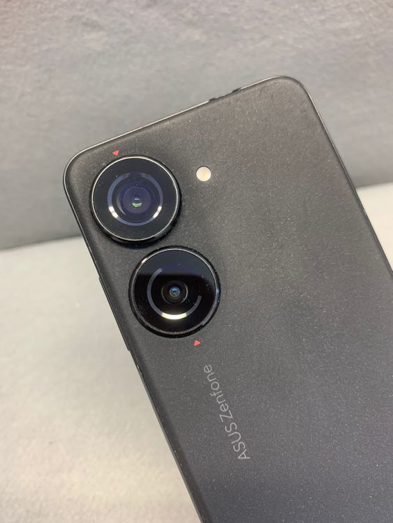 ���� SIM�ե꡼ ASUS Zenfone 10  RAM 8GB ROM128GB ��å���