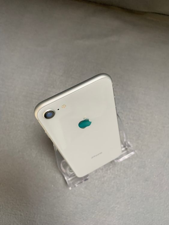 Ķ  SIMե꡼ iPhone8 256GB С