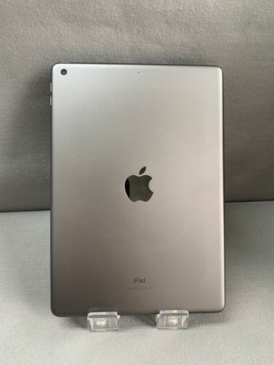 ���� ������ iPad ��9���� 64GB Wi-Fi�� ���ڡ������쥤��