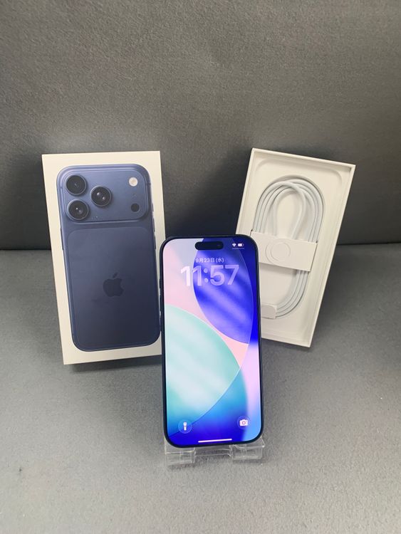 Ķ���� Apple���ȥ��� SIM�ե꡼ iPhone17 Pro 256GB �ǥ����ץ֥롼��