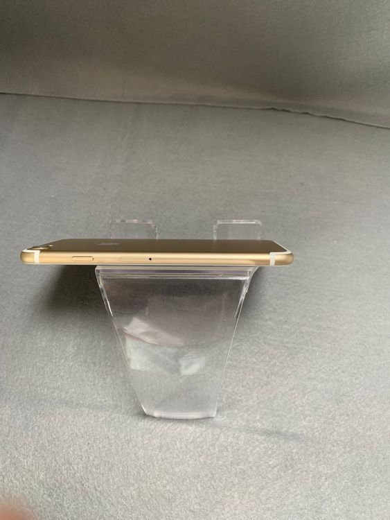 Ķ  SIMե꡼ iPhone7 32GB ɿ