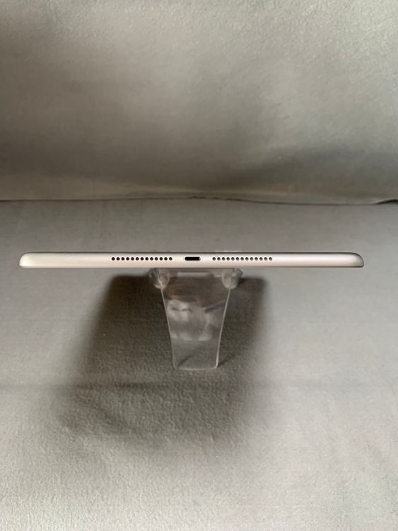  SIMե꡼ iPad 5 Cellular 128GB ڡ졼