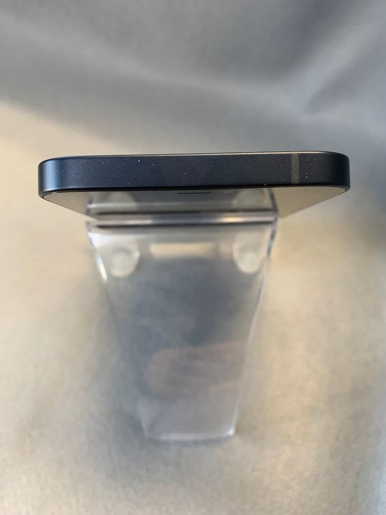 ���ʡ������ǡ�SIM�ե꡼��iPhone12 64GB �֥롼��