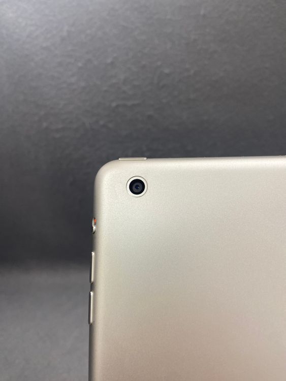 ���ʡ������ǡ�Wi-Fi �ǡ�iPad mini ��1���塡 16GB �ۥ磻�ȿ�