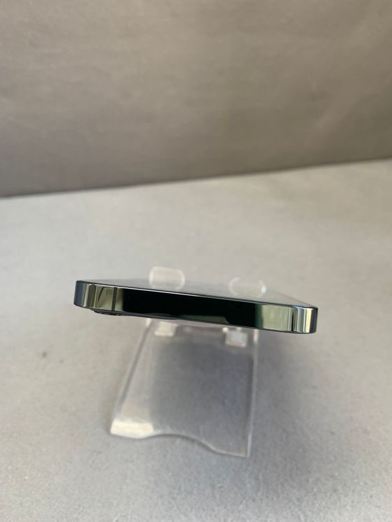 Ķ���� ������ SIM�ե꡼ iPhone12 Pro 256GB �ѥ��ե��å��֥롼��