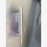 ���ʡ������ǡ�sim�ե꡼��iPhoneSE ��2���塡128gb  �ۥ磻�ȿ�