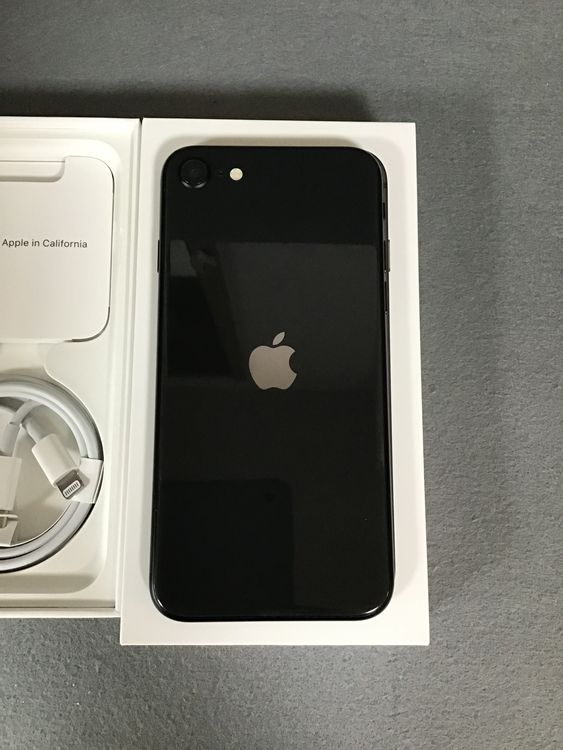ĶʡAppleȥǡSIMե꡼iPhoneSE 2塡 128GB ֥å
