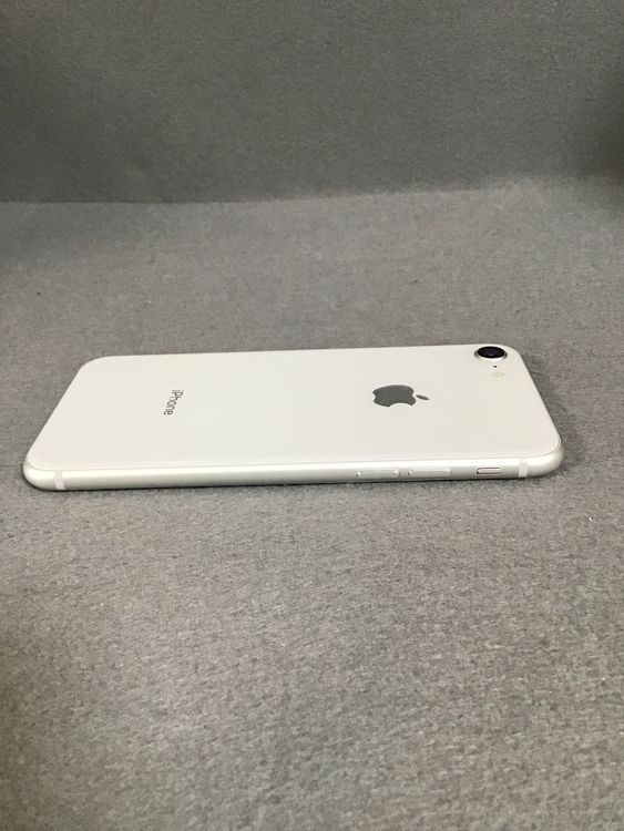 ʡǡSIMե꡼iPhone8  64GB ۥ磻ȿ