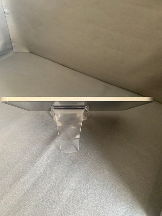 Ķ���� SIM�ե꡼ iPad ��10���� 64GB Wi-Fi+Cellular�� ����С���