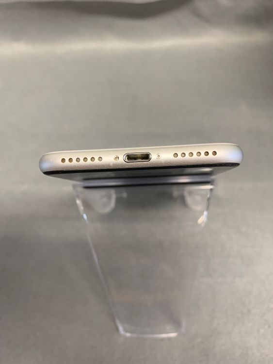 ���ʡ������ǡ�SIM�ե꡼��iPhoneSE��2���� 128GB �ۥ磻�ȿ�