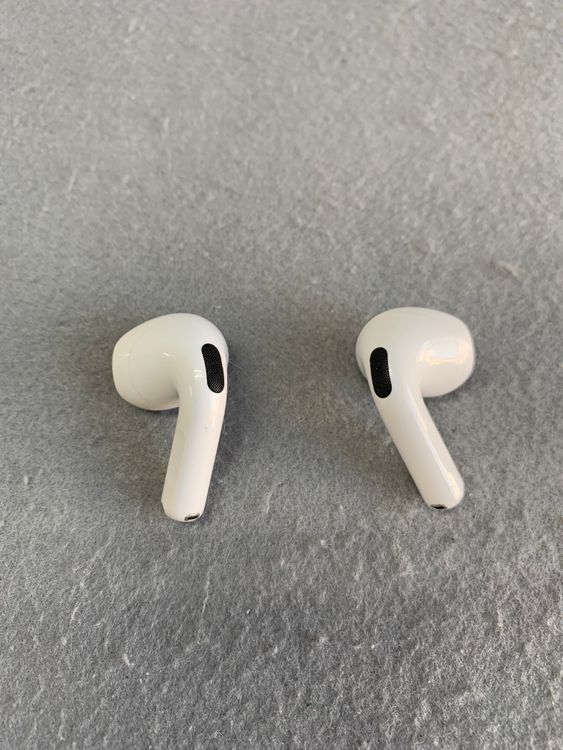���� AirPods ��4���� �Υ�������󥻥����ܥ�ǥ�