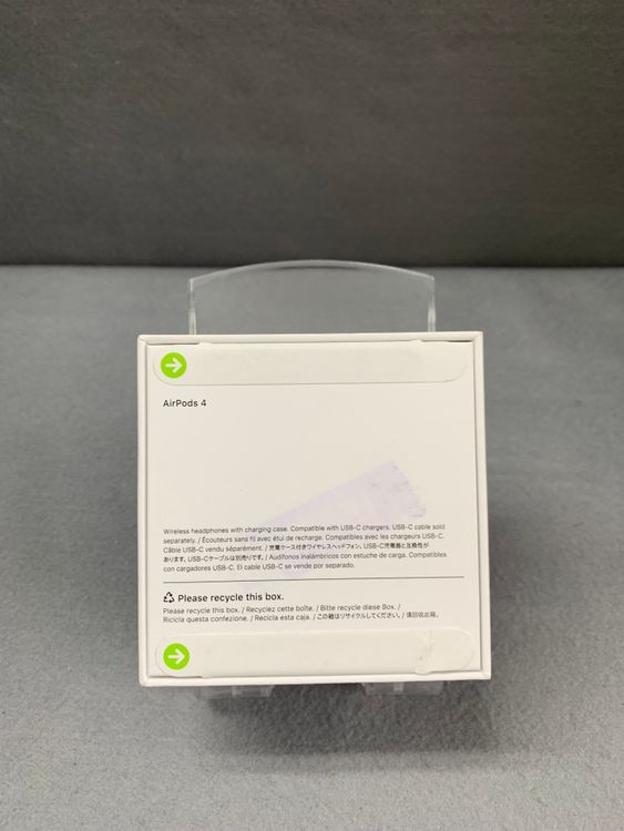 ����̤���� AirPods ��4���� MXP63J/A �ۥ磻�ȿ�