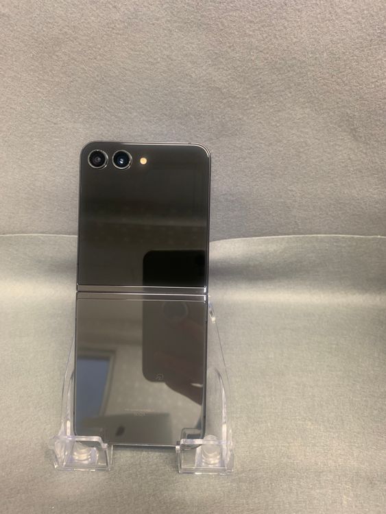 �վ����ɡ������ǡ�sim�ե꡼��galaxy Z fild5 256GB