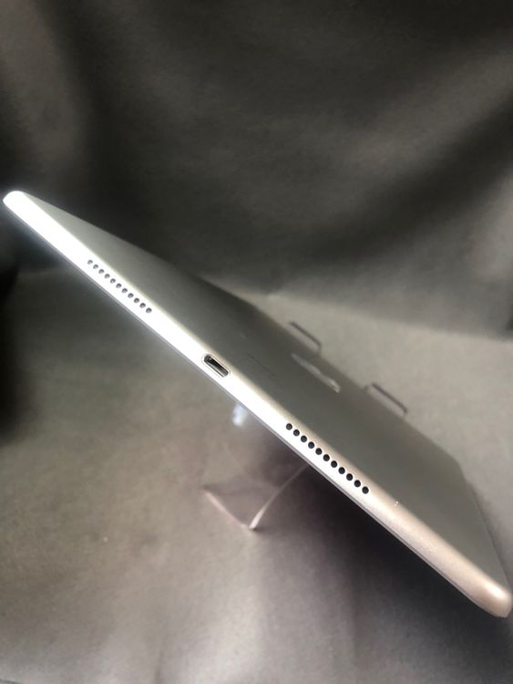   iPad Air 3 64GB WiFi С