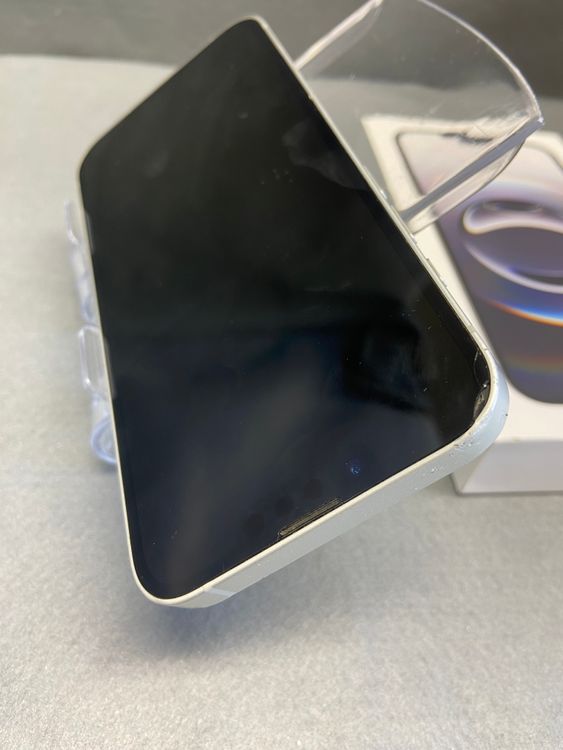 ��š������ǡ�sim�ե꡼��iPhone16e 128GB �Хåƥ꡼100%