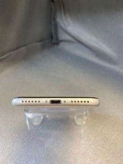 ��š������ǡ�iPhone SE ��2���� 128GB���ۥ磻�ȿ�