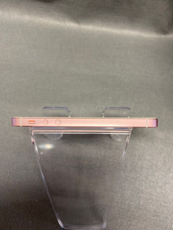 ���ʡ�SIM�ե꡼ iPhone se ��1���塡64GB ������������ɿ�