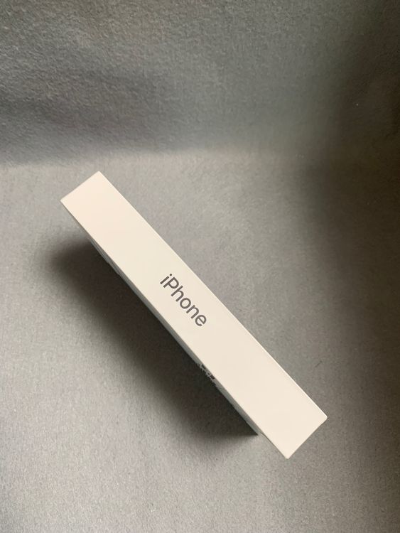 ̤ Appleȥ SIMե꡼ iPhone16e 128GB ֥å