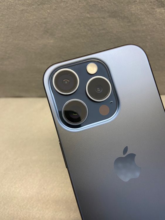 Ķ���ʡ�Apple���ȥ��� SIM�ե꡼��iPhone15 Pro 128GB �֥롼�����˥��࿧