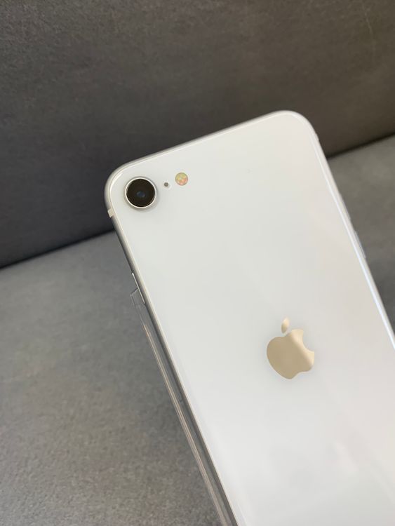 Ķ���� ������ SIM�ե꡼ iPhoneSE �裲���� 128GB �ۥ磻�ȿ�