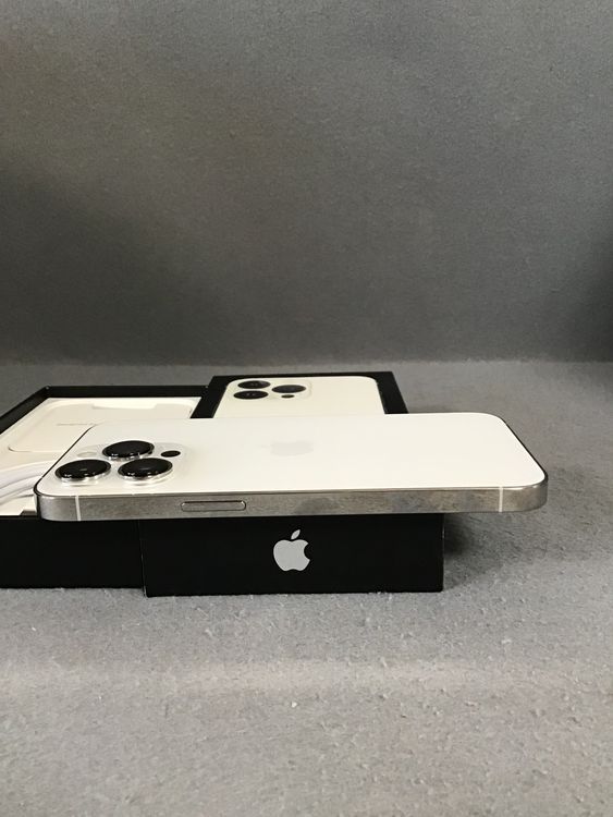 ���� Apple���ȥ��� SIM�ե꡼ iPhone13 Pro 256GB ����С���