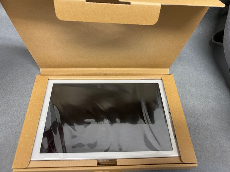 ����̤���ѡ�Qua tab 01���ۥ磻�ȿ�