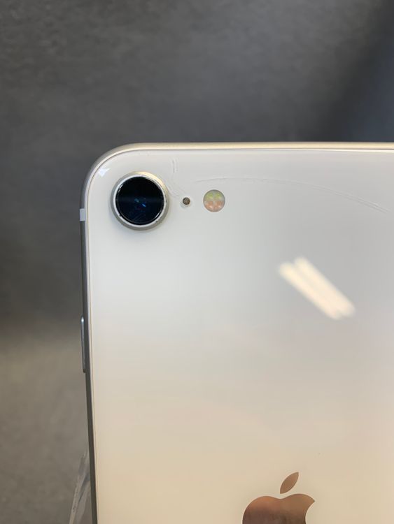 ����ʡ������ǡ�SIM�ե꡼��iPhoneSE ��2���塡 64GB �ۥ磻�ȿ�