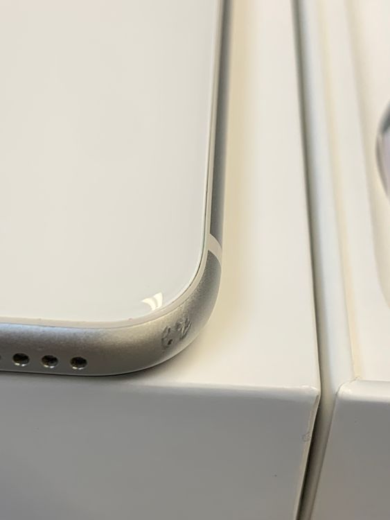 ���ʡ������ǡ�SIM�ե꡼��iPhoneSE �軰���� 64GB �ߥåɥ饤�ȿ�