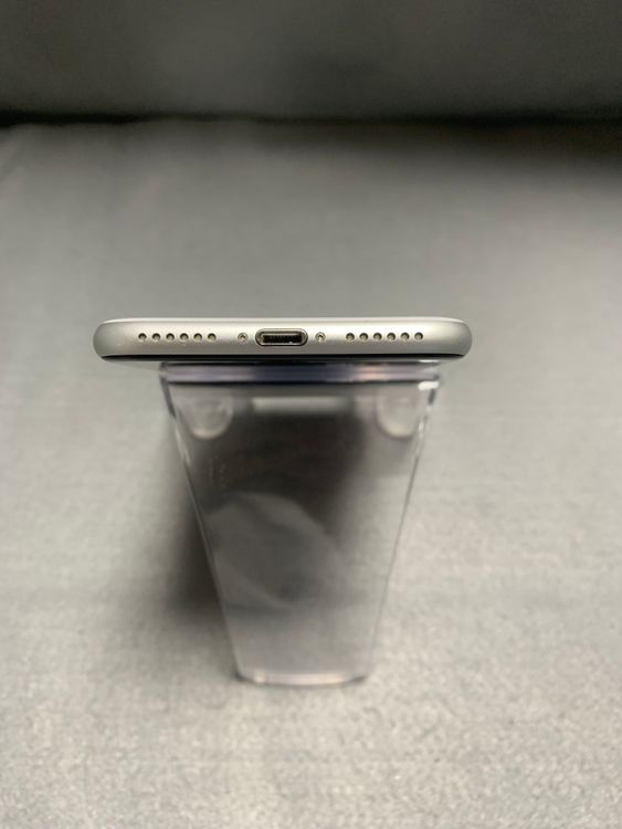   SIMե꡼ iPhoneSE 2 64GB ۥ磻ȿ