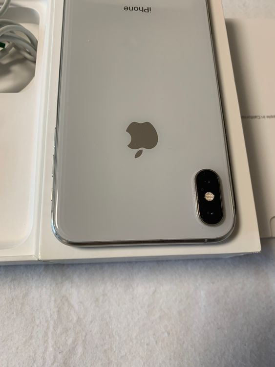 iPhone xs 256GBゴールド simフリー(バッテリー最大容量97%)