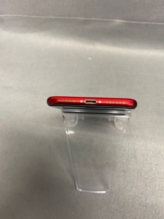 ���ʡ������ǡ�SIM�ե꡼��iPhoneSE��3���� 128GB ��åɿ�
