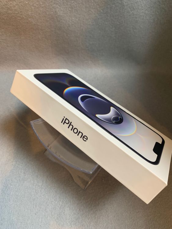 ̤  SIMե꡼ iPhone16e 256GB ֥å