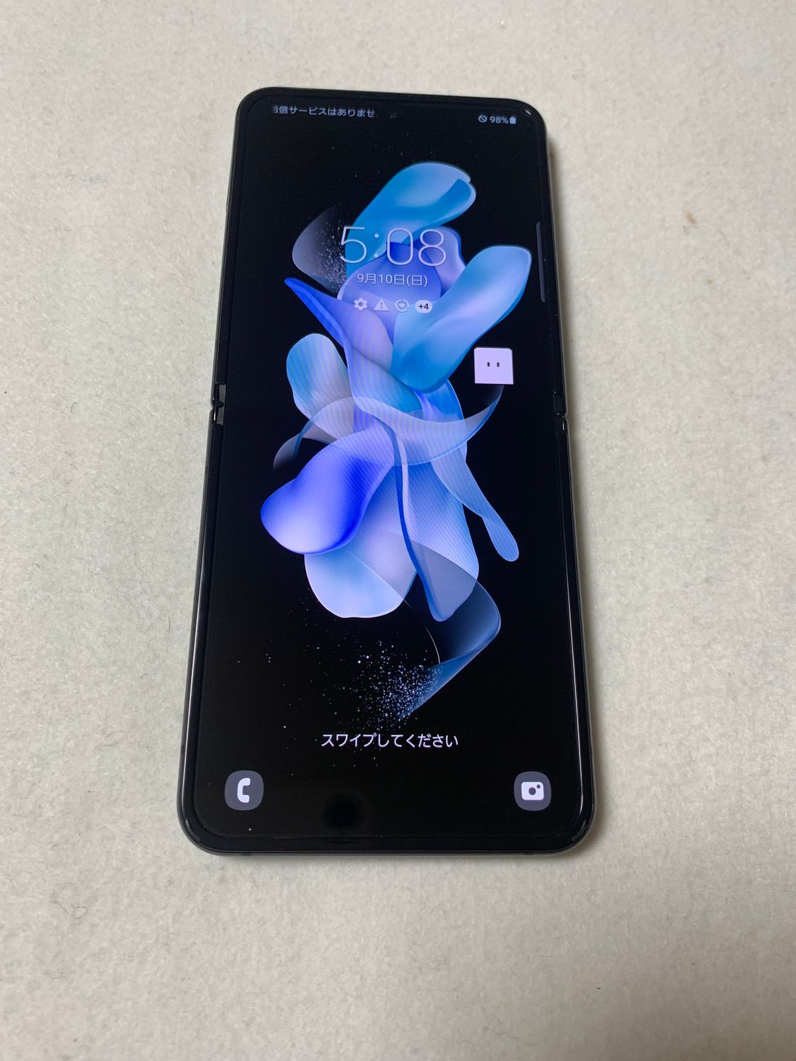 ムスビー｜超美品 galaxy SC-54C ブラック色【Galaxy Z Flip4 SC-54C 