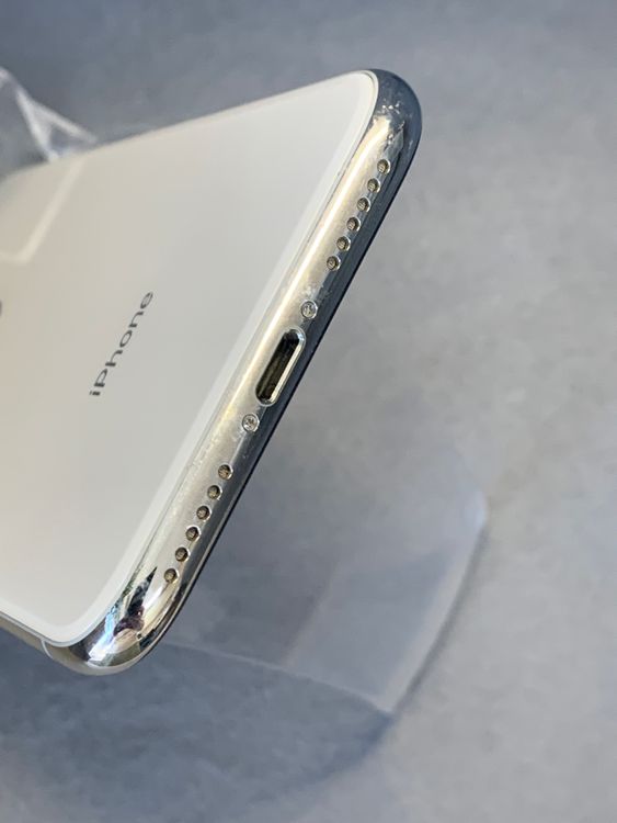 ������š������ǡ�SIM�ե꡼��iPhoneX 64GB ����С���