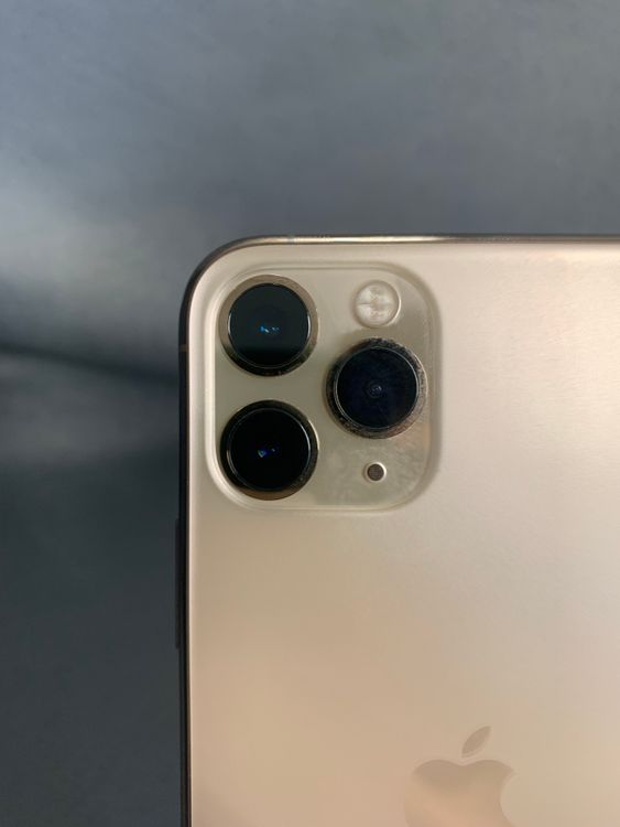 ���ʡ������ǡ�SIM�ե꡼��iPhone11 Pro 64GB ������ɿ�