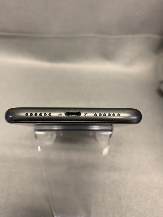 Ķ���ʡ������ǡ�SIM�ե꡼��iPhone 11 128GB �֥�å���