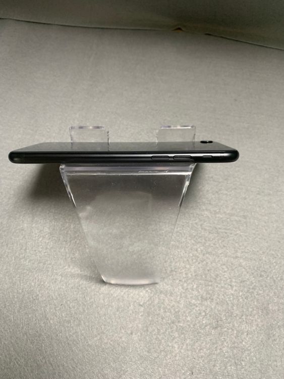   SIMե꡼ iPhoneSE 2 64GB ֥å