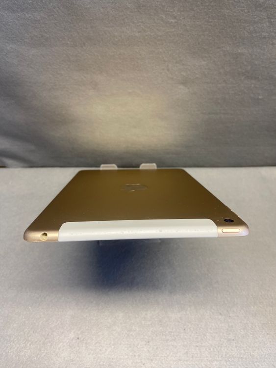 ���� ������ SIM�ե꡼ iPad mini ��4���� 128GB Cellular�� ������ɿ�