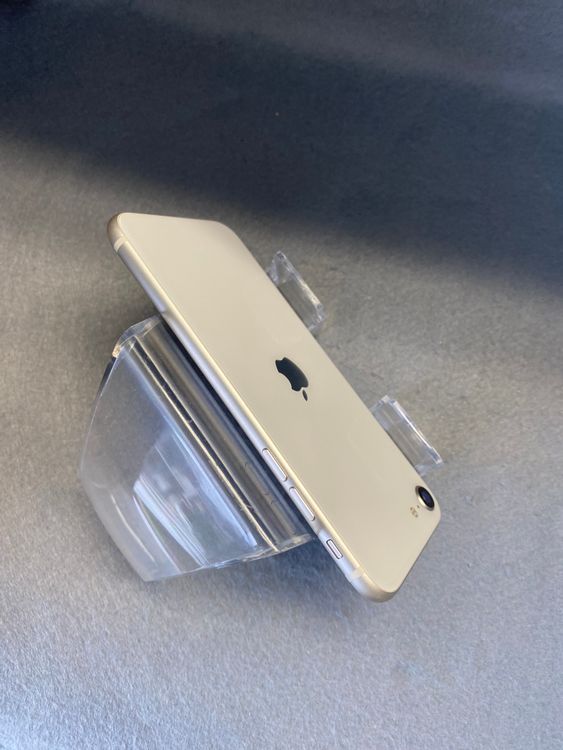 ���ʡ������ǡ�SIM�ե꡼��iPhoneSE �軰���� 64GB���������饤�ȿ�